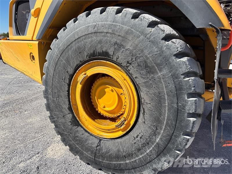 Volvo A60H Articulated Dump Truck Camiones articulados