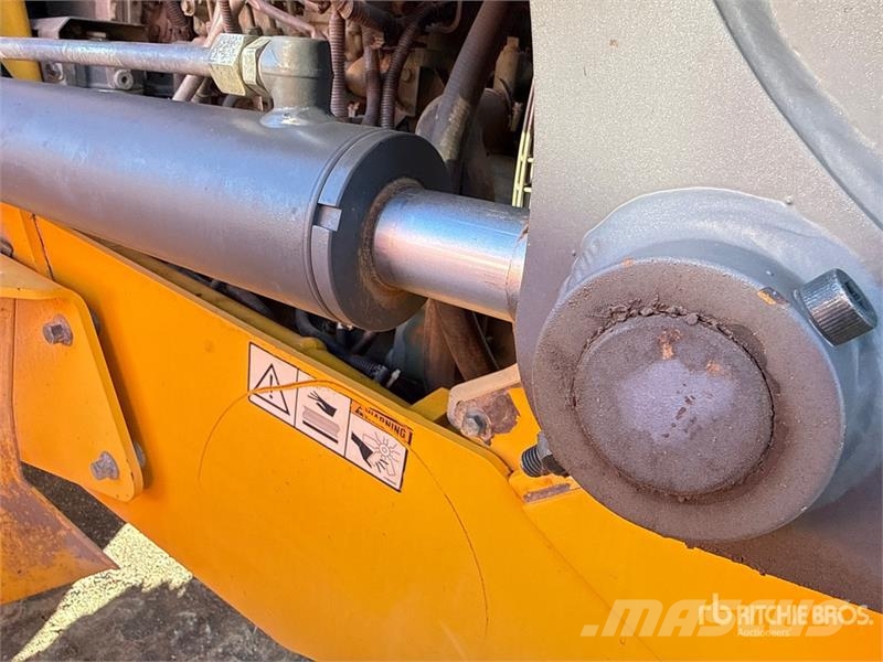 Volvo BL60B Retroescavadeiras