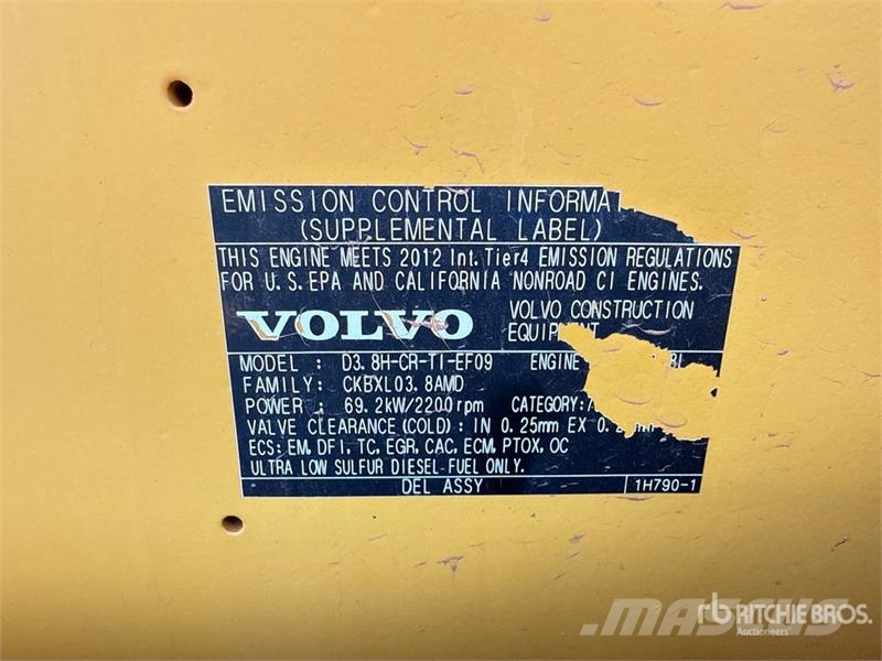 Volvo BL60B Retroescavadeiras