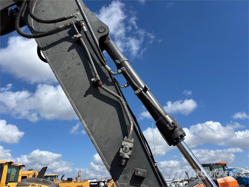 Volvo EC140DL Tracked Excavator Roomikekskavaatorid