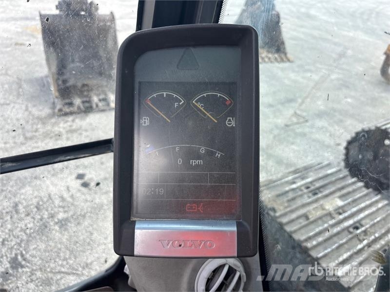 Volvo EC140DL Tracked Excavator Roomikekskavaatorid