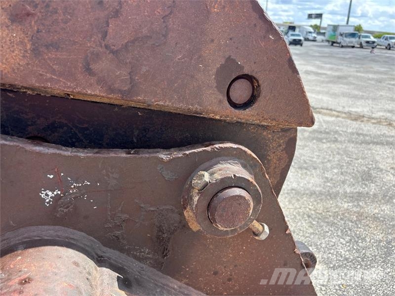 Volvo EC140DL Tracked Excavator Roomikekskavaatorid