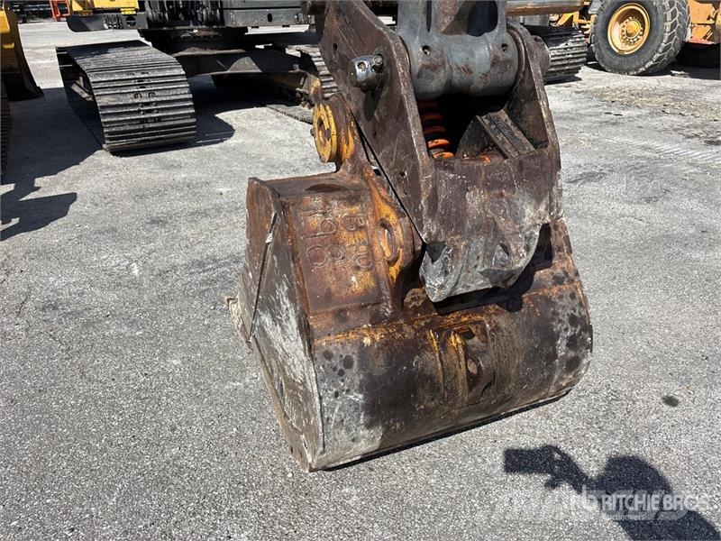Volvo EC140DL Tracked Excavator Roomikekskavaatorid