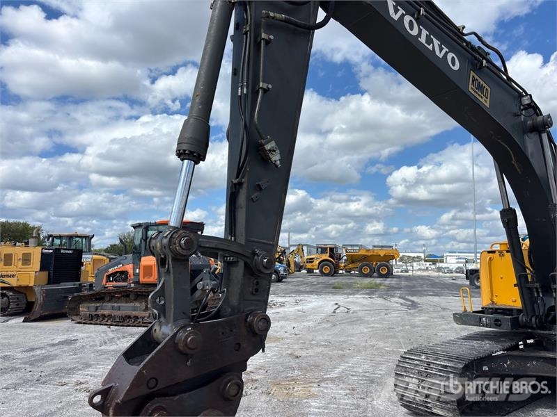 Volvo EC140DL Tracked Excavator Roomikekskavaatorid