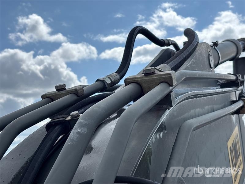 Volvo EC140DL Tracked Excavator Roomikekskavaatorid