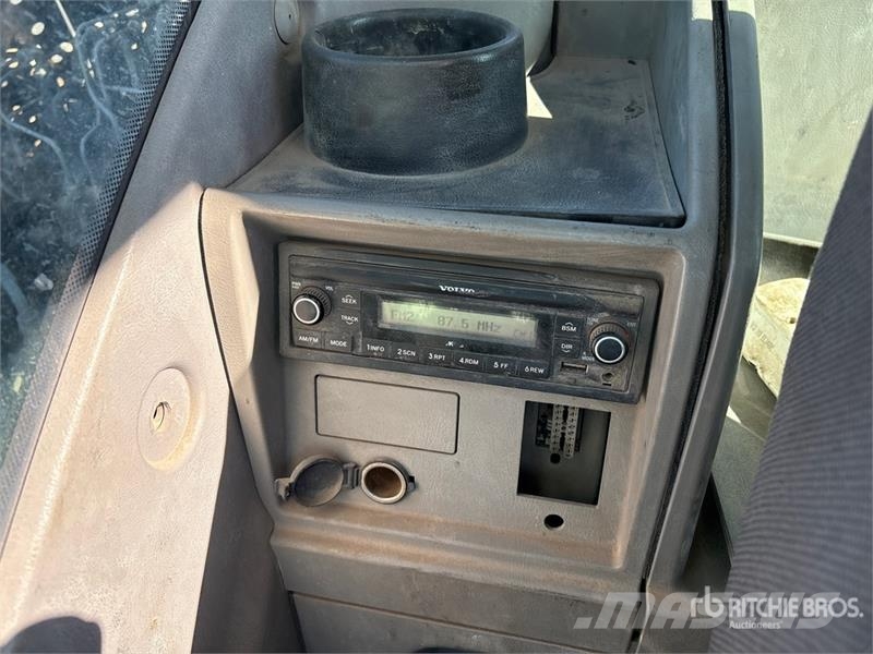 Volvo EC140EL Bageri gusjeničari
