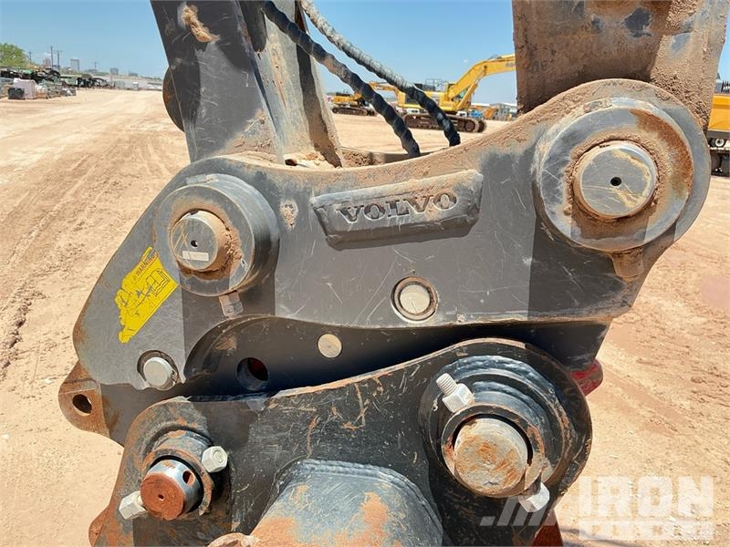 Volvo EC200EL Tracked Excavator Raupenbagger
