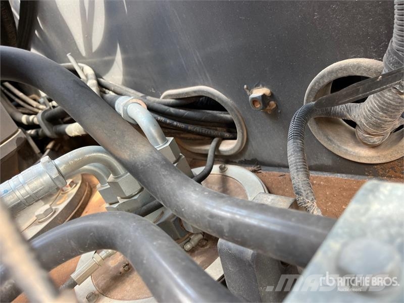 Volvo EC200EL Tracked Excavator Crawler excavators