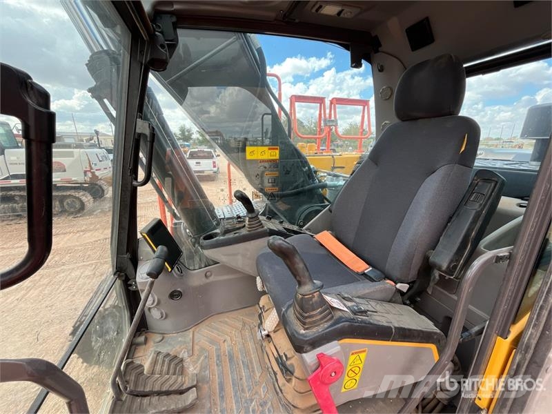 Volvo EC200EL Tracked Excavator Crawler excavators