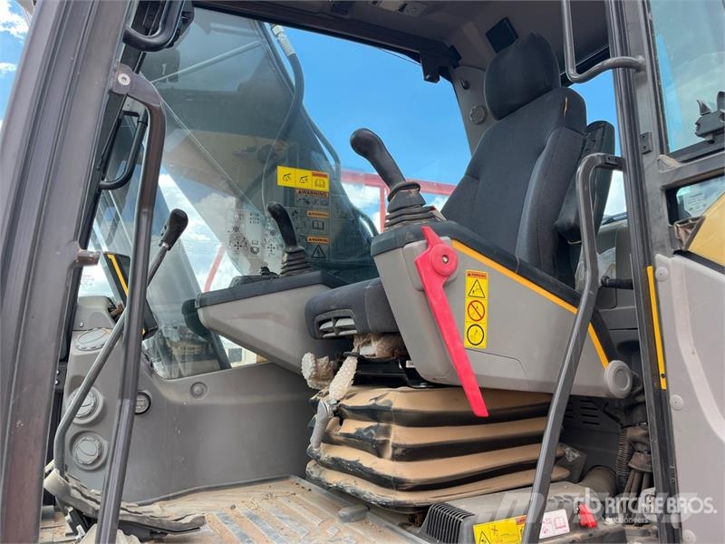 Volvo EC200EL Tracked Excavator Crawler excavators