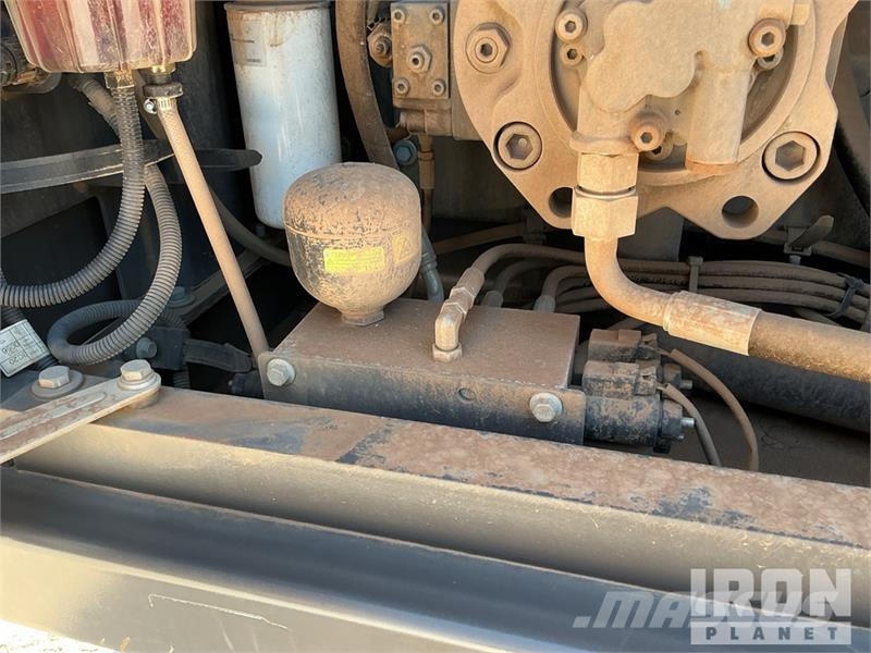 Volvo EC200EL Tracked Excavator Raupenbagger