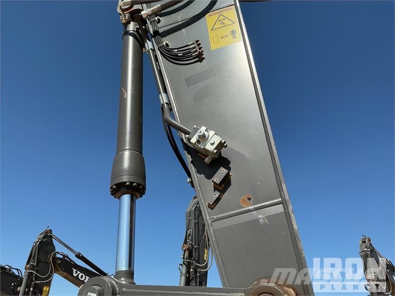 Volvo EC200EL Tracked Excavator Raupenbagger