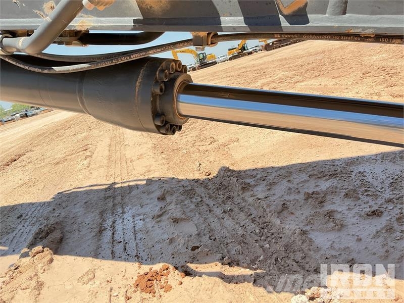 Volvo EC200EL Tracked Excavator Raupenbagger