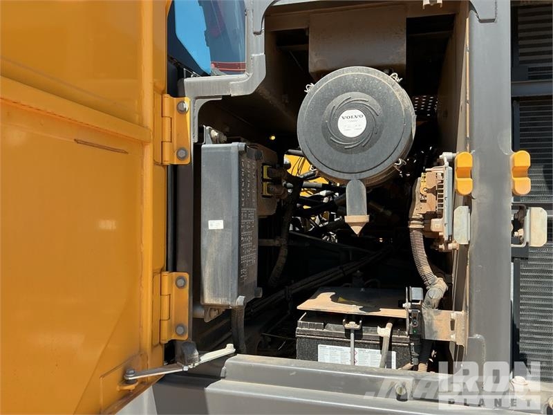 Volvo EC200EL Tracked Excavator Raupenbagger