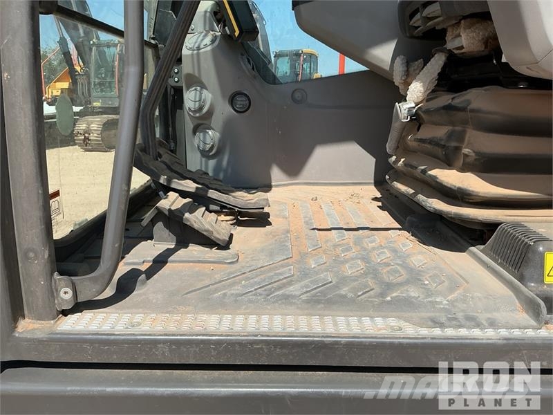 Volvo EC200EL Tracked Excavator Raupenbagger