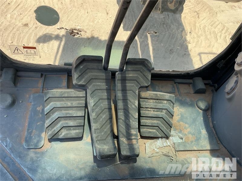 Volvo EC200EL Tracked Excavator Raupenbagger
