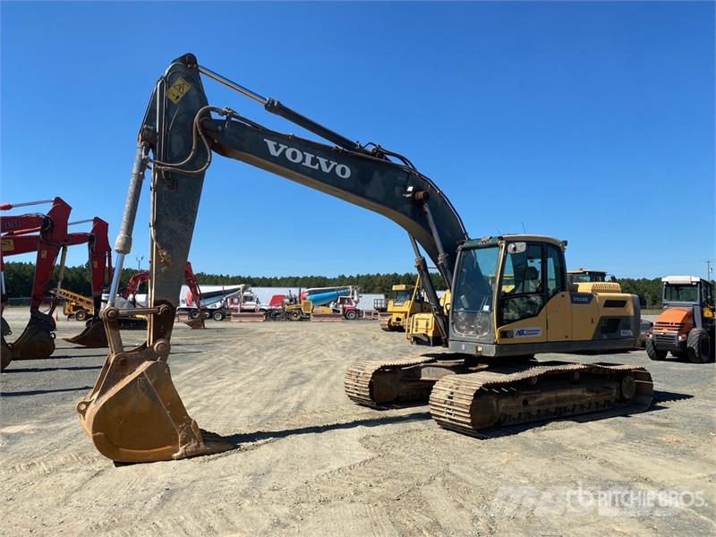 Volvo EC220 DL Tracked Excavator Bagri goseničarji