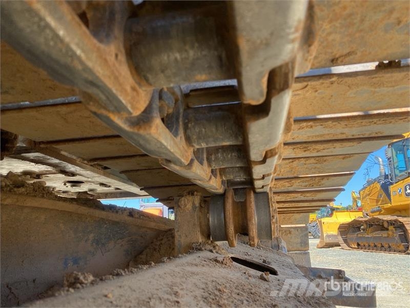 Volvo EC220 DL Tracked Excavator Bagri goseničarji