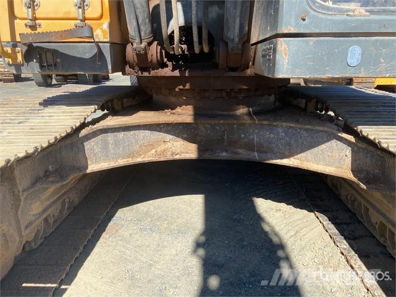 Volvo EC220 DL Tracked Excavator Bagri goseničarji