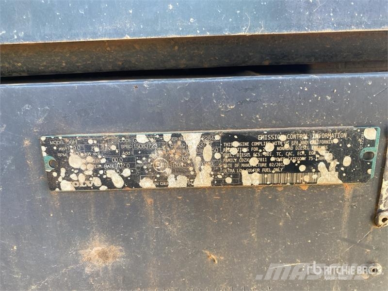 Volvo EC220 DL Tracked Excavator Kāpurķēžu ekskavatori