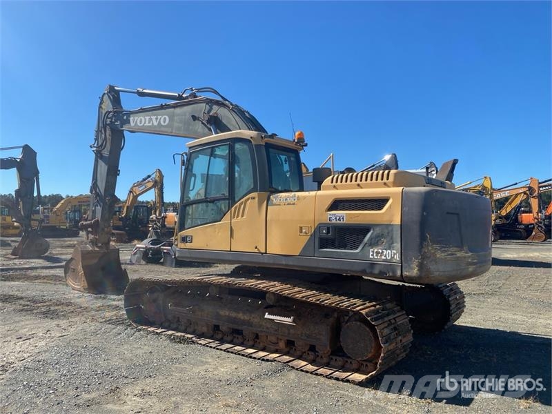 Volvo EC220 DL Tracked Excavator Kāpurķēžu ekskavatori