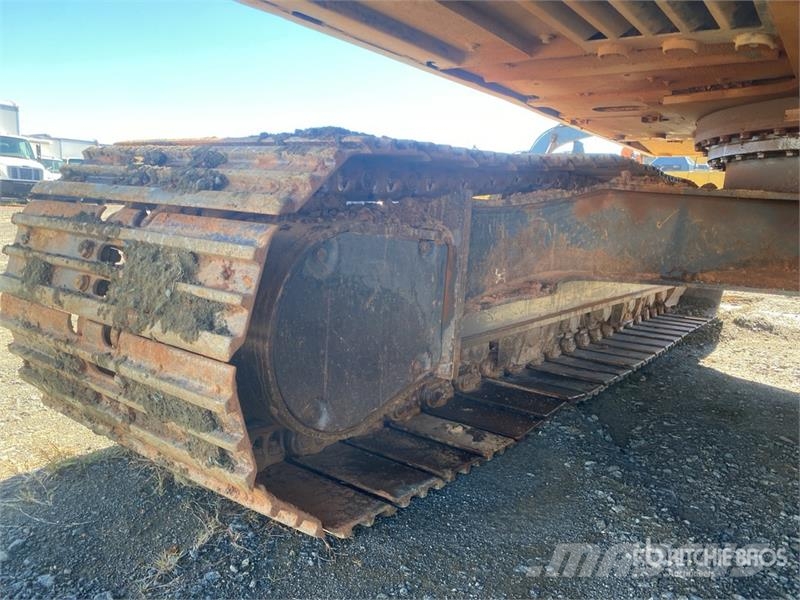 Volvo EC220 DL Tracked Excavator Kāpurķēžu ekskavatori