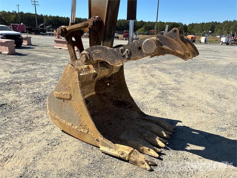 Volvo EC220D Tracked Excavator Εκσκαφείς με ερπύστριες