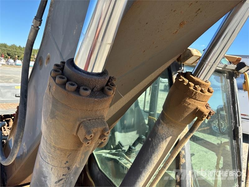 Volvo EC220D Tracked Excavator Εκσκαφείς με ερπύστριες