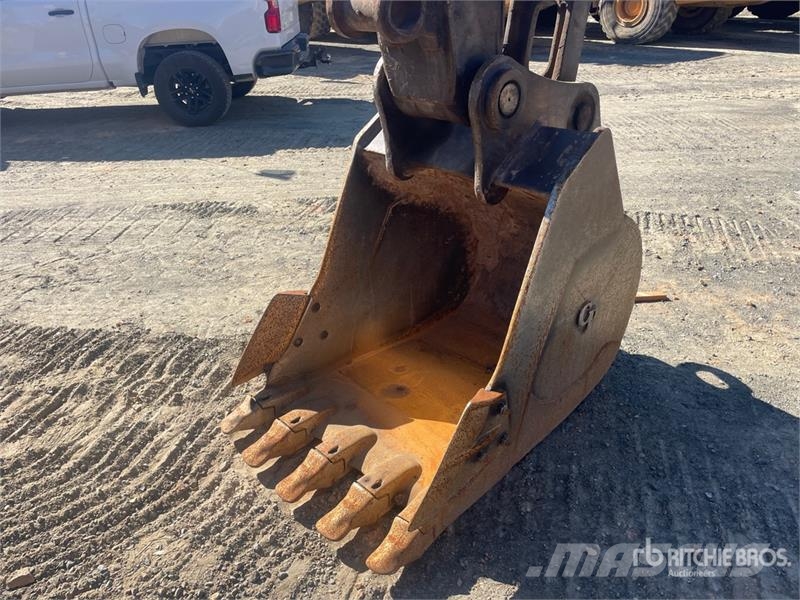 Volvo EC220DL Tracked Excavator Εκσκαφείς με ερπύστριες