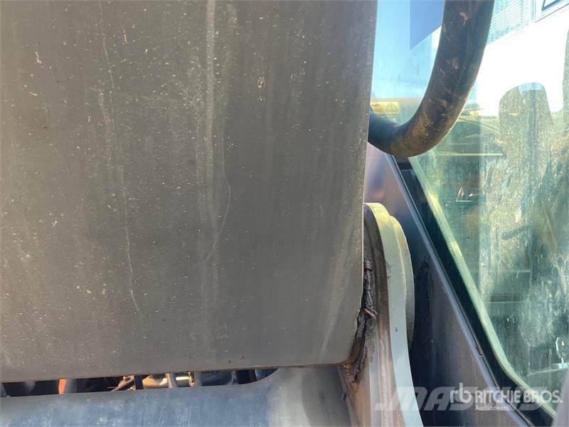 Volvo EC220DL Tracked Excavator Εκσκαφείς με ερπύστριες