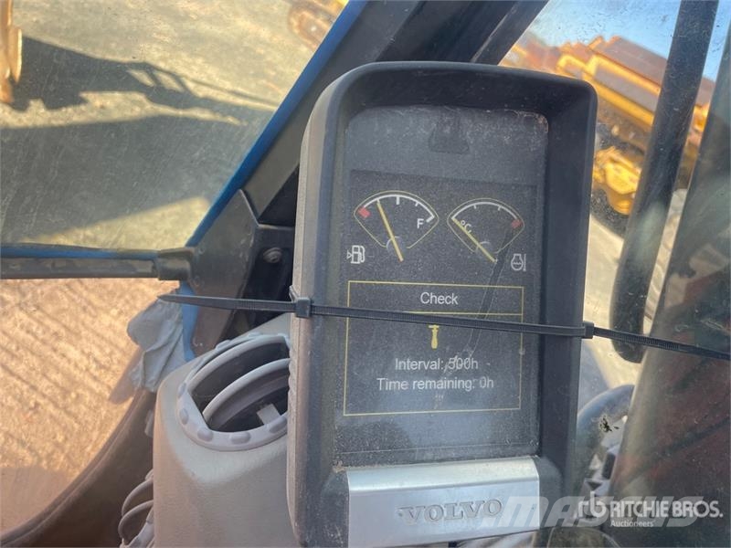 Volvo EC220DL Tracked Excavator Εκσκαφείς με ερπύστριες