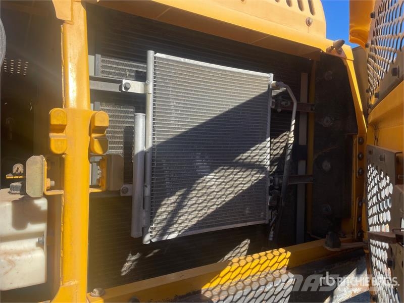 Volvo EC220DL Tracked Excavator Εκσκαφείς με ερπύστριες