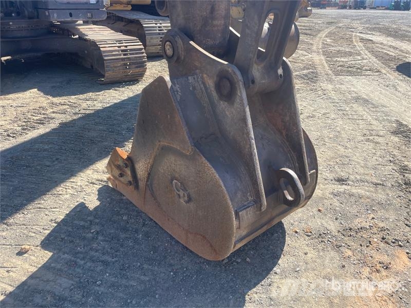 Volvo EC220DL Tracked Excavator Εκσκαφείς με ερπύστριες