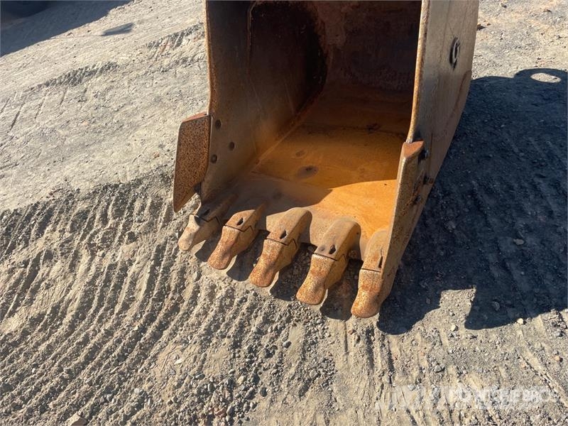 Volvo EC220DL Tracked Excavator Εκσκαφείς με ερπύστριες
