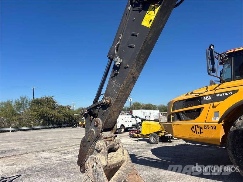 Volvo EC220E Tracked Excavator Roomikekskavaatorid