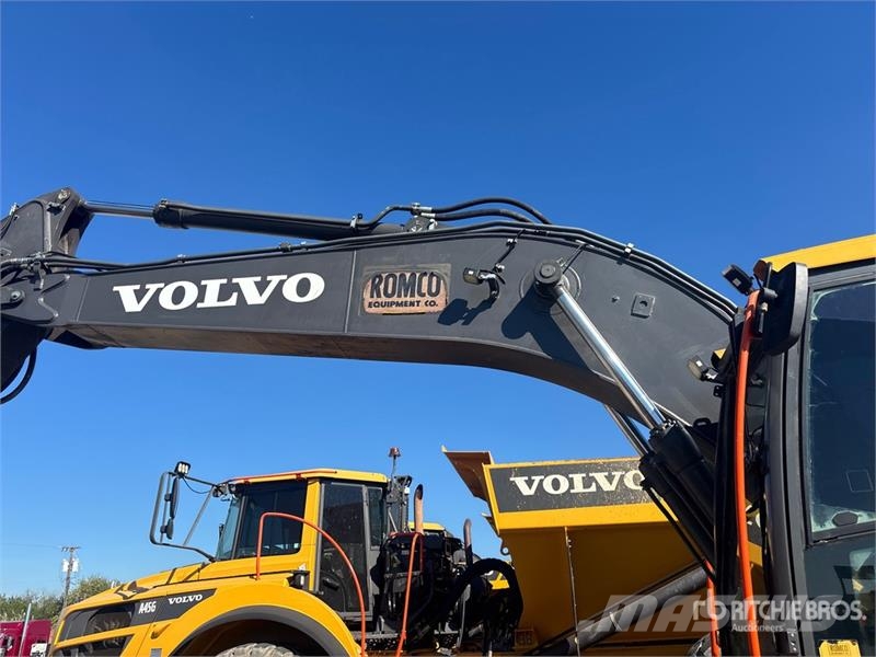 Volvo EC220E Tracked Excavator Roomikekskavaatorid