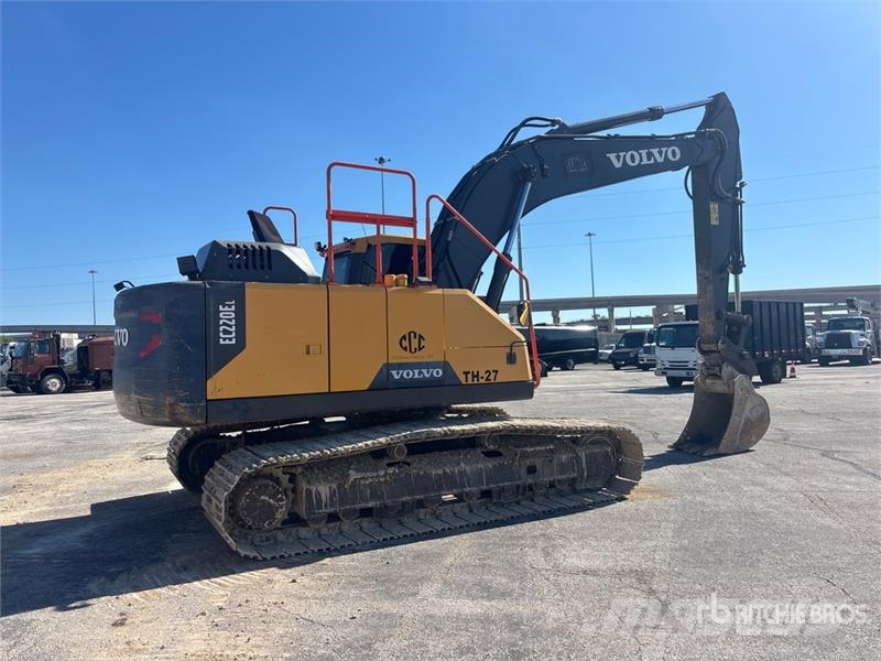 Volvo EC220E Tracked Excavator Roomikekskavaatorid