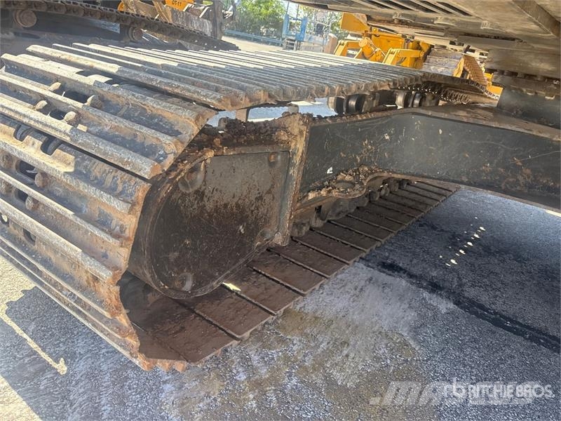Volvo EC220E Tracked Excavator Lánctalpas kotrók