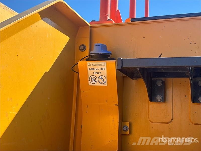 Volvo EC220E Tracked Excavator Roomikekskavaatorid