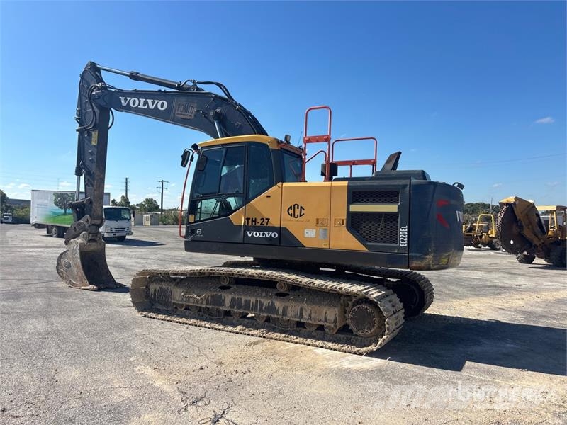 Volvo EC220E Tracked Excavator Roomikekskavaatorid