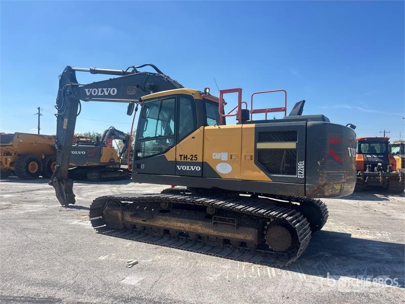 Volvo EC220E Tracked Excavator Lánctalpas kotrók