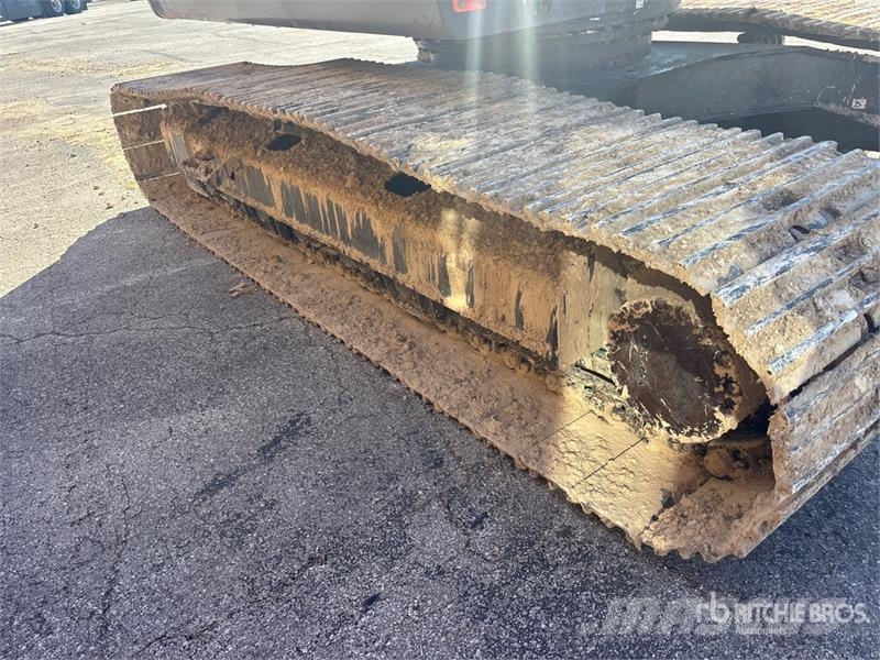 Volvo EC220E Tracked Excavator Roomikekskavaatorid