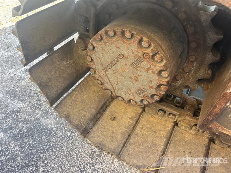 Volvo EC220EL Tracked Excavator Roomikekskavaatorid