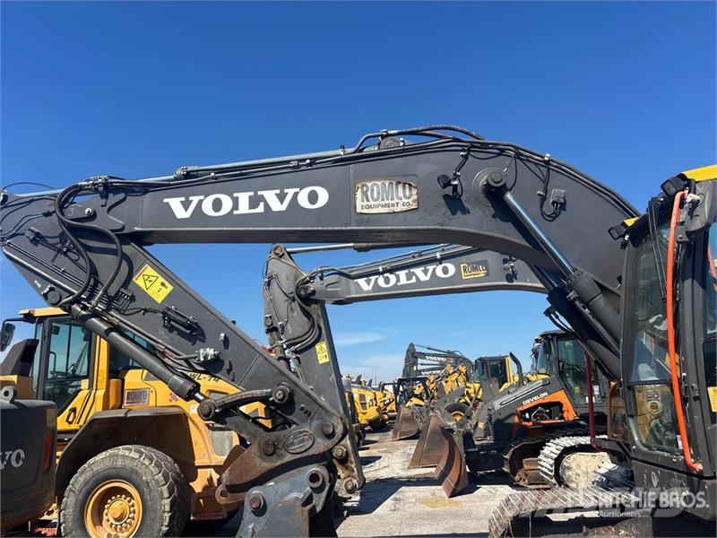 Volvo EC220EL Tracked Excavator Roomikekskavaatorid