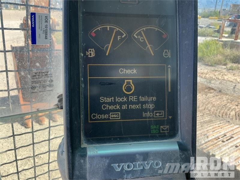 Volvo EC240C Tracked Excavator Bagri goseničarji