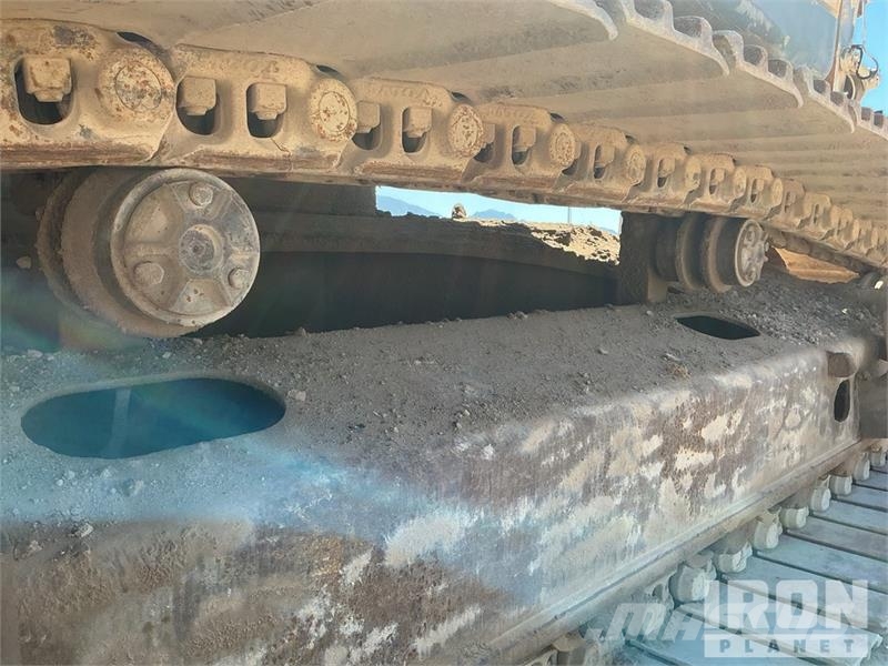 Volvo EC240CL Tracked Excavator Escavatori cingolati
