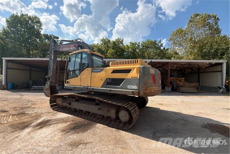 Volvo EC250DL Tracked Excavator Roomikekskavaatorid