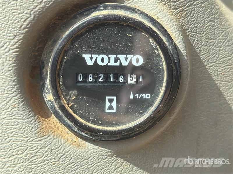 Volvo EC250DL Tracked Excavator Roomikekskavaatorid