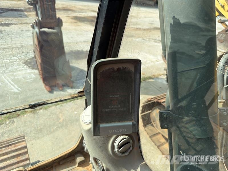 Volvo EC250DL Tracked Excavator Roomikekskavaatorid