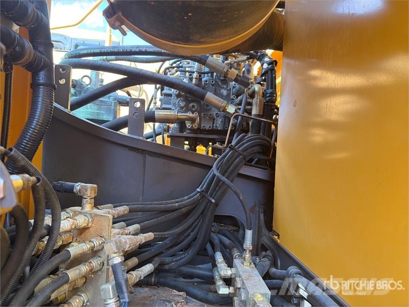 Volvo EC250DL Tracked Excavator Roomikekskavaatorid